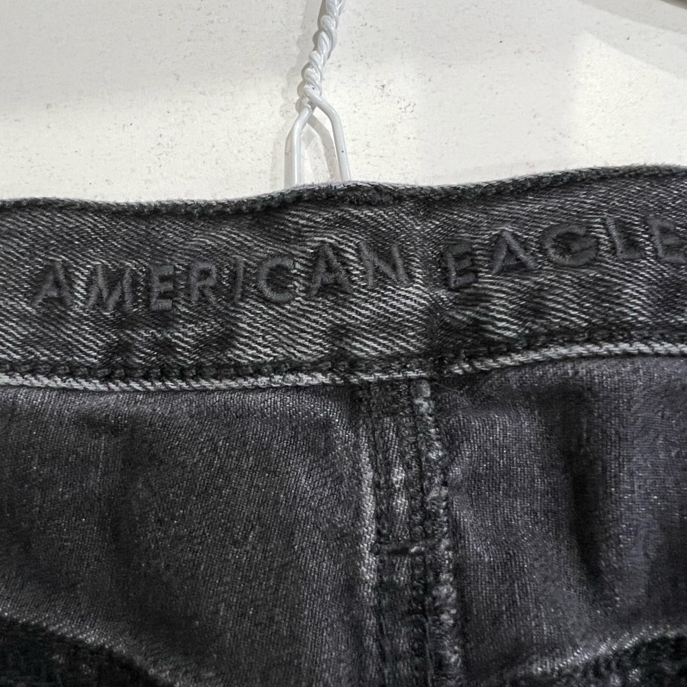 Shorts - Picture 2 of 4